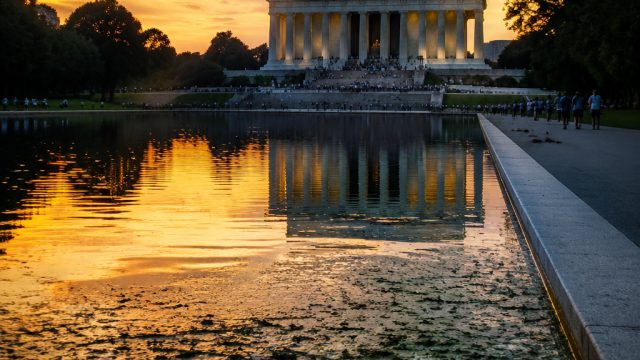 Uncovering the Controversy Behind the Lincoln Memorial Pool Issue