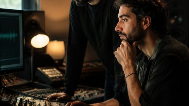 Exploring the Soulful Sound of Autosmile: A New Era for the Music Scene